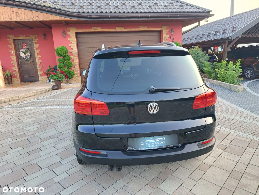 Volkswagen Tiguan 2.0 TDI SCR BlueMotion Technology Lounge Sport & Style - 16