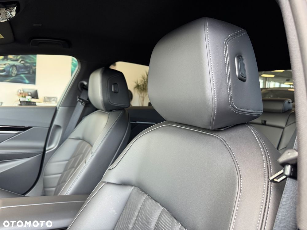 BMW Seria 5 520d xDrive - 22