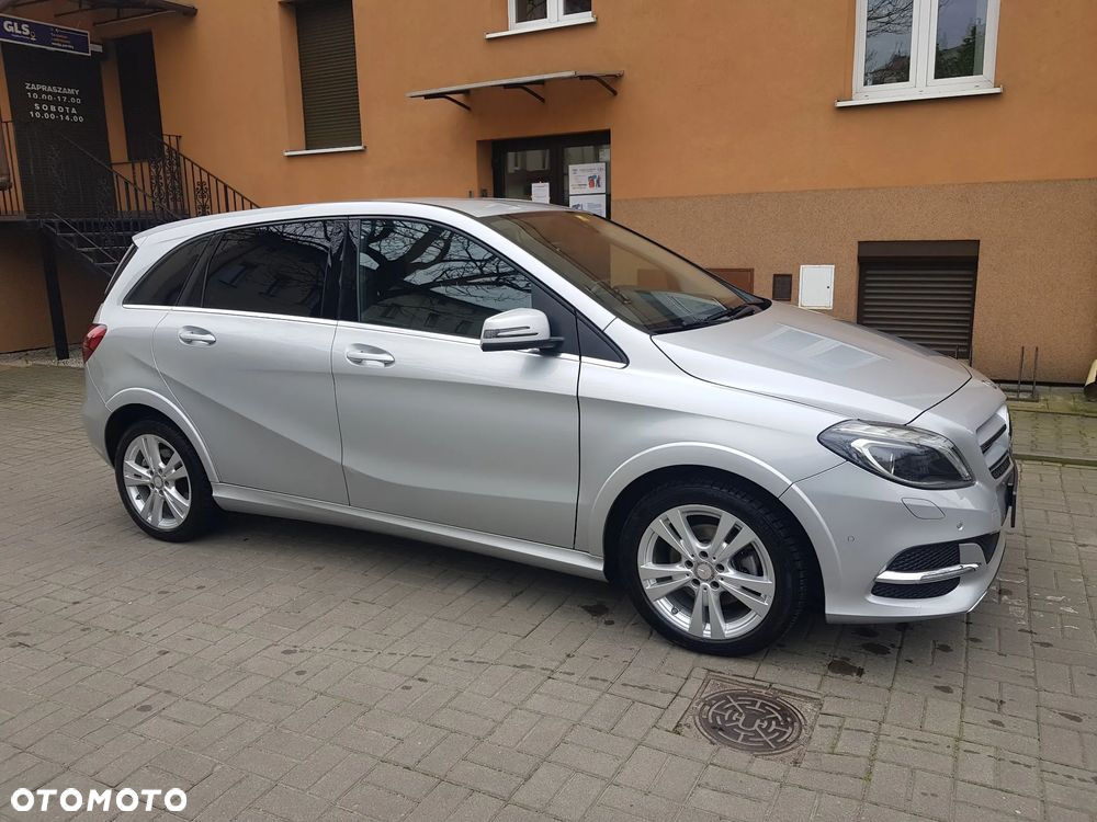Mercedes-Benz Klasa B (Electric Drive) 250 e - 5