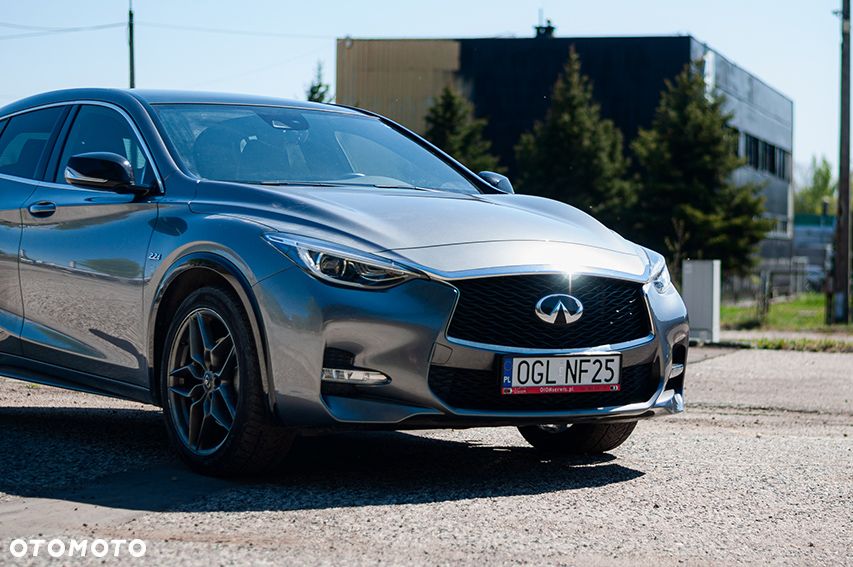 Infiniti Q30 2.2d Sport City Black AWD 7DCT - 7