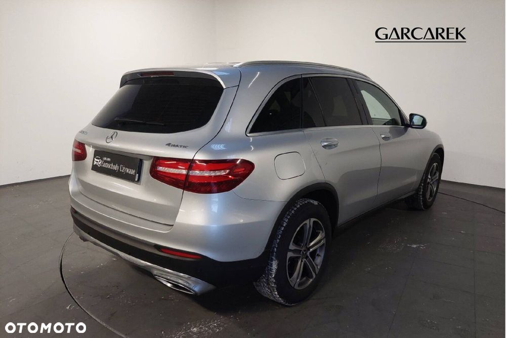 Mercedes-Benz GLC 220 d 4-Matic - 5