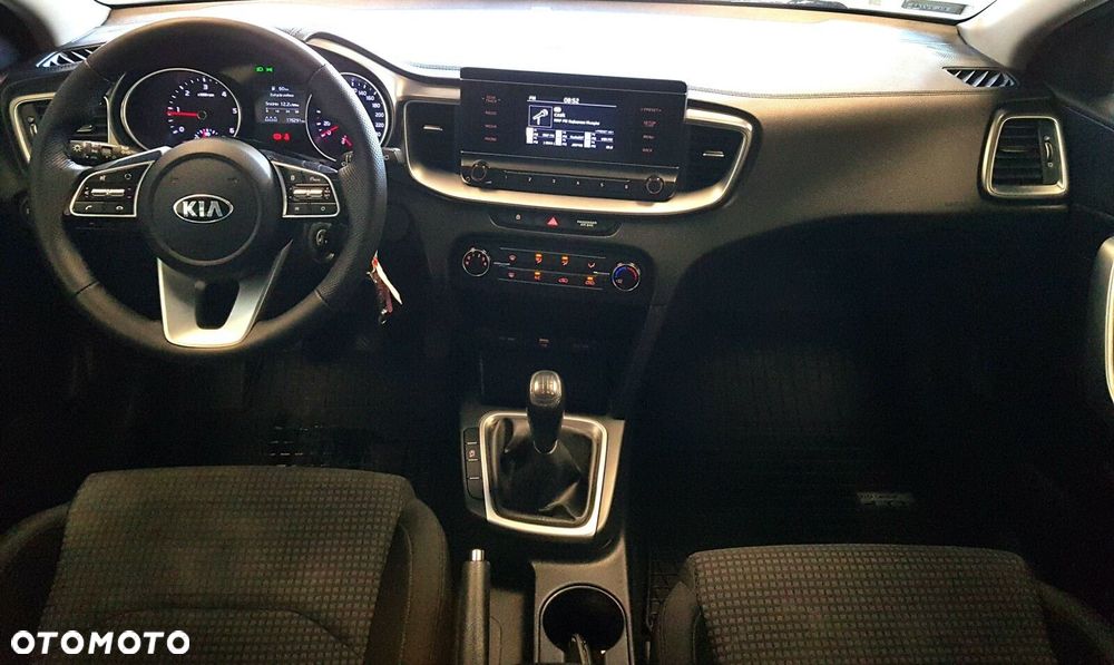 Kia Ceed 1.6 CRDi mHEV S - 18