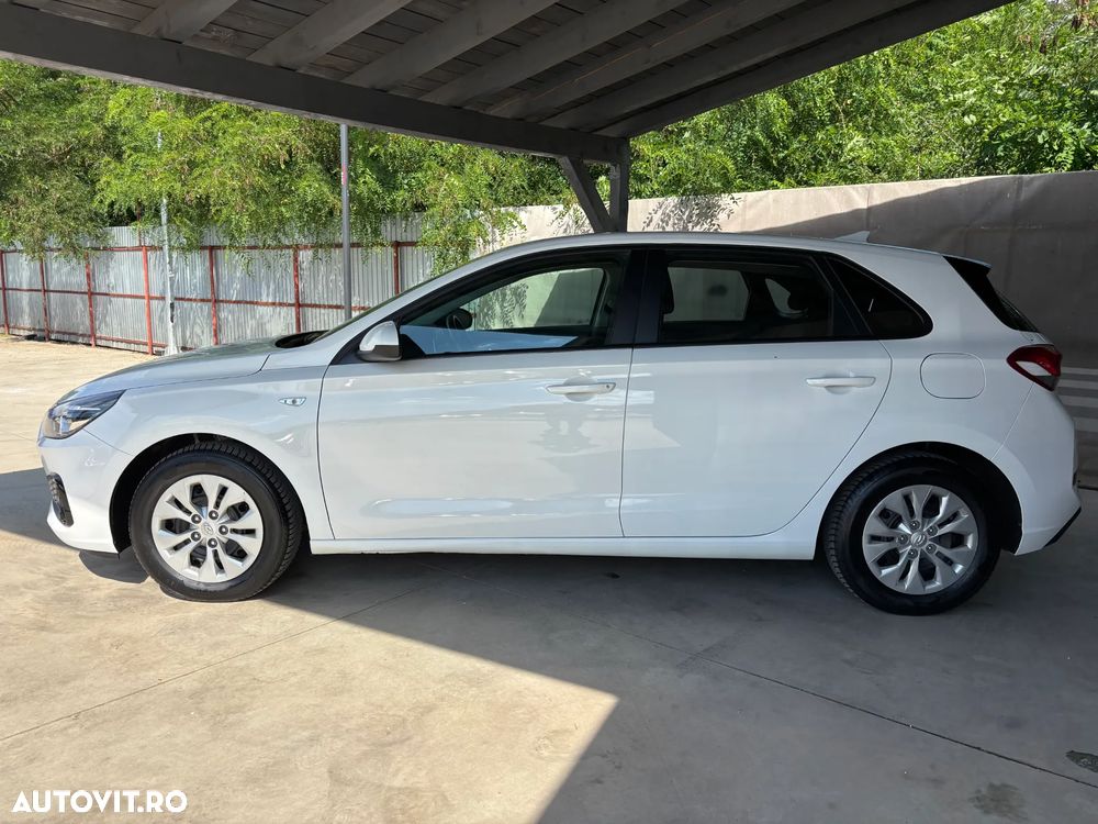 Hyundai i30 1.5 110CP M/T Comfort - 9