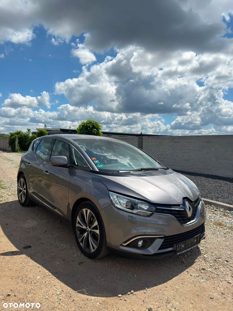 Renault Scenic - 1