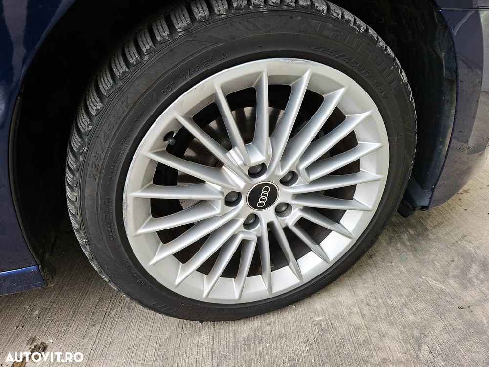 Audi A3 2.0 35 TDI S tronic Sport - 39