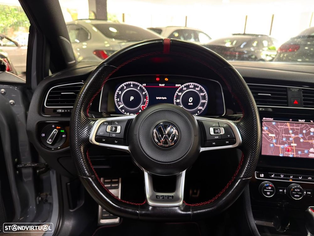 VW Golf GTI TCR 2.0 TSI OPF DSG - 29
