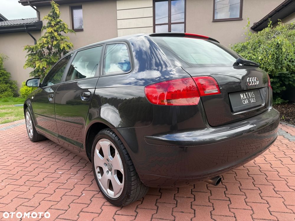 Audi A3 Sportback 1.6 Ambiente - 7