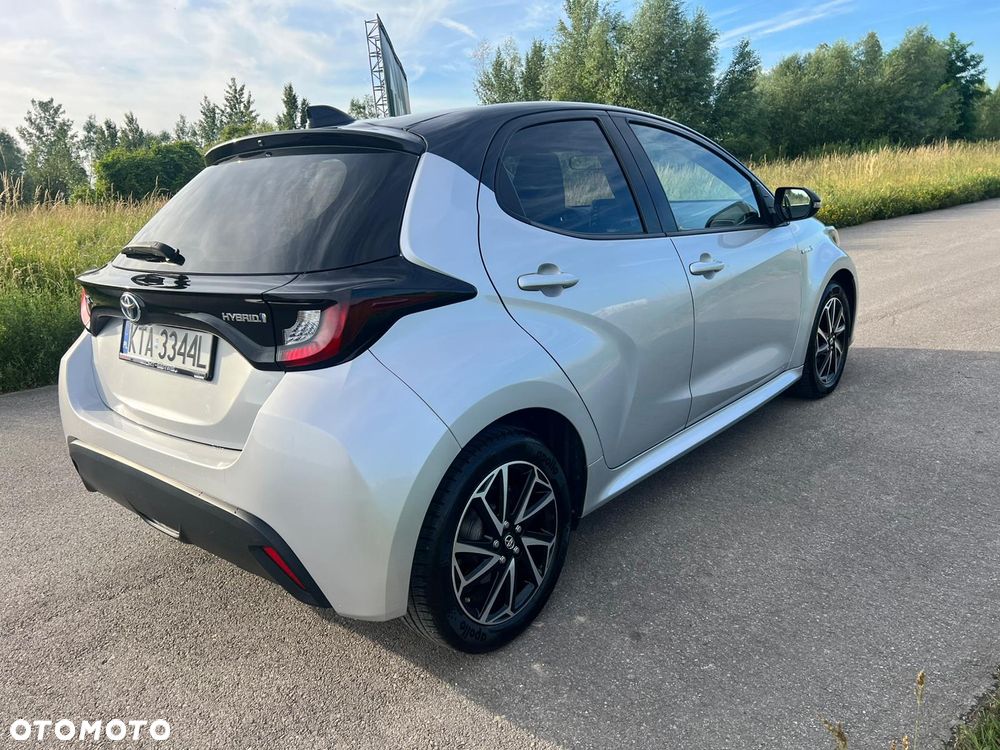 Toyota Yaris - 4