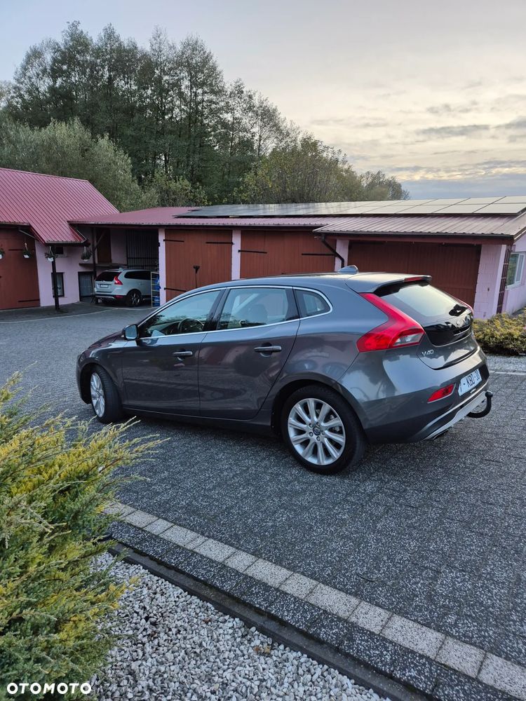 Volvo V40 D2 Momentum - 3