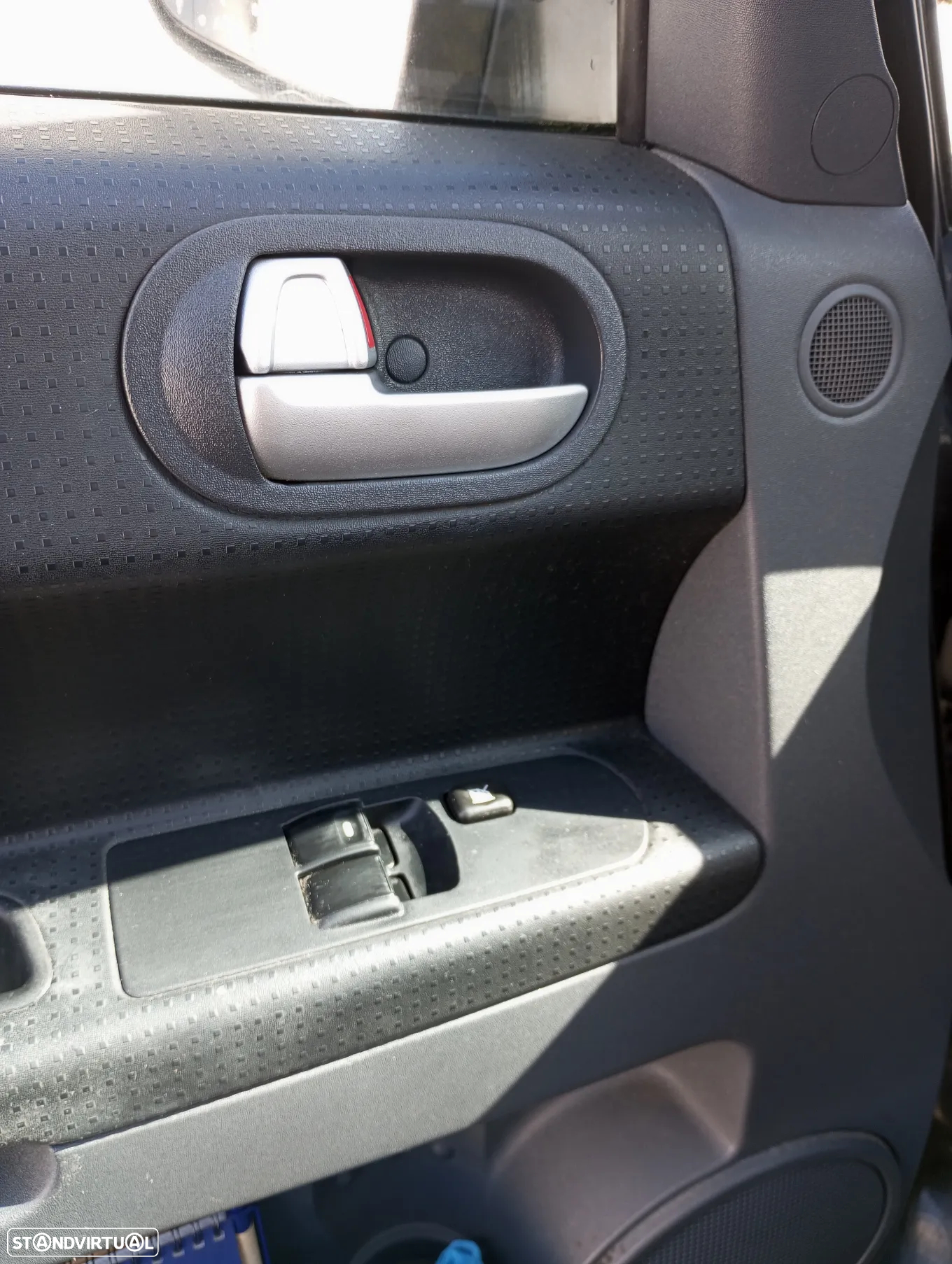 Mitsubishi Colt 1.1 E-motion - 14
