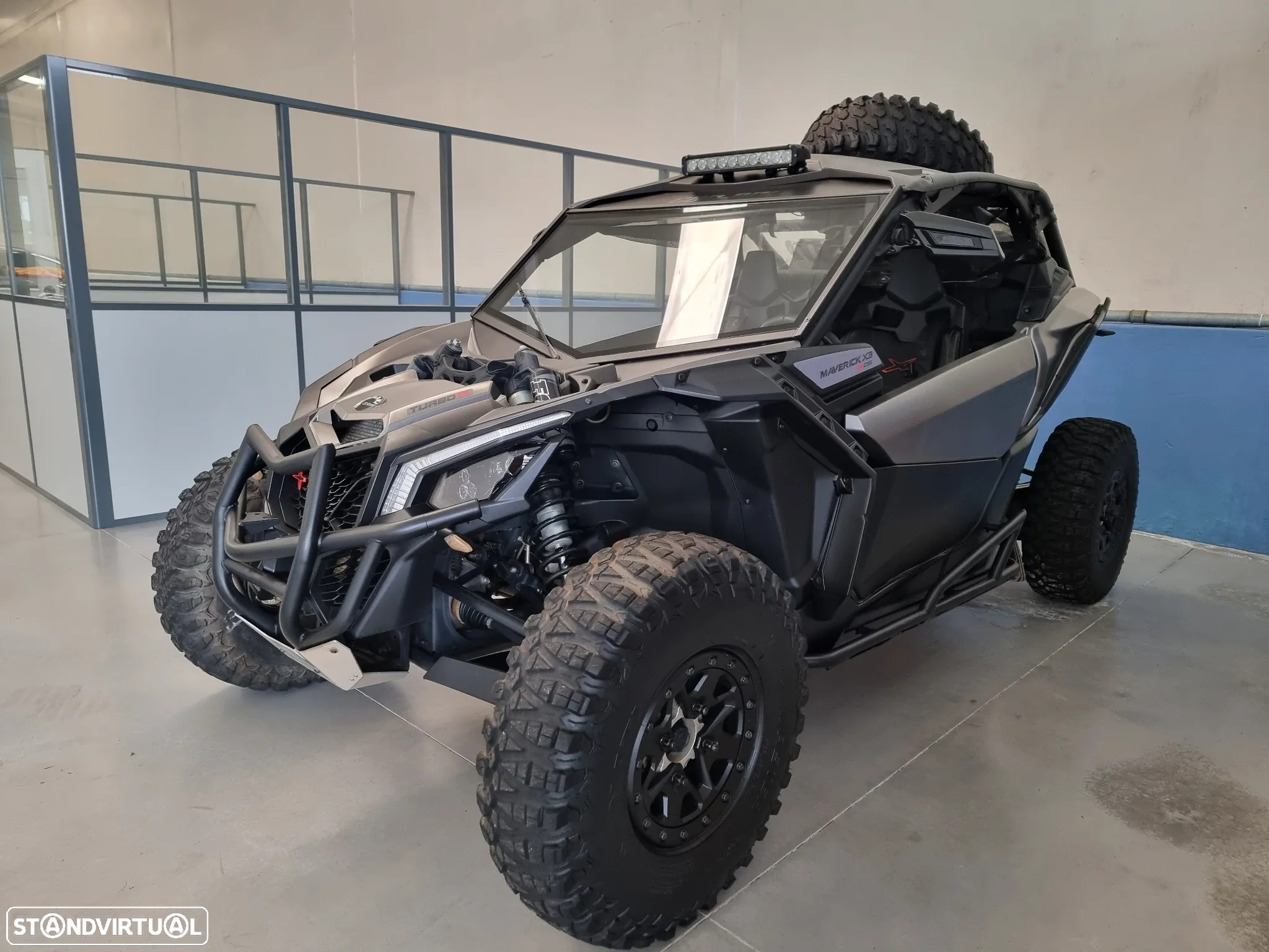 Bombardier CAN AM Maverick X3 XDS Turbo R - 2