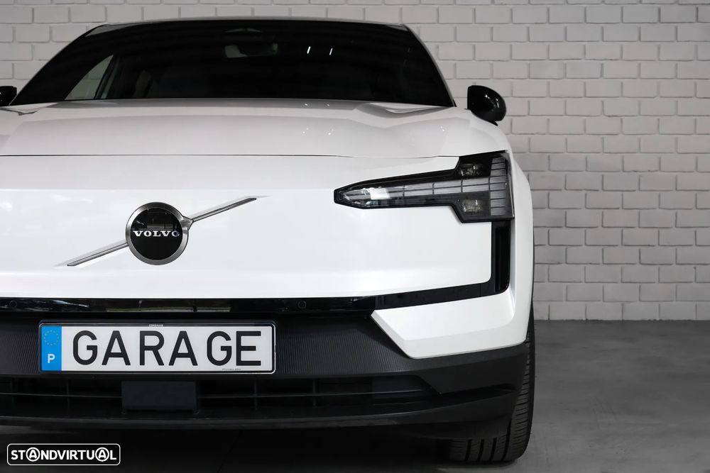 Volvo EX30 69 kWh Single Motor Extended Range Plus - 3