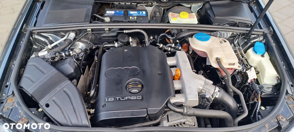 Audi A4 Avant 1.8 T - 32