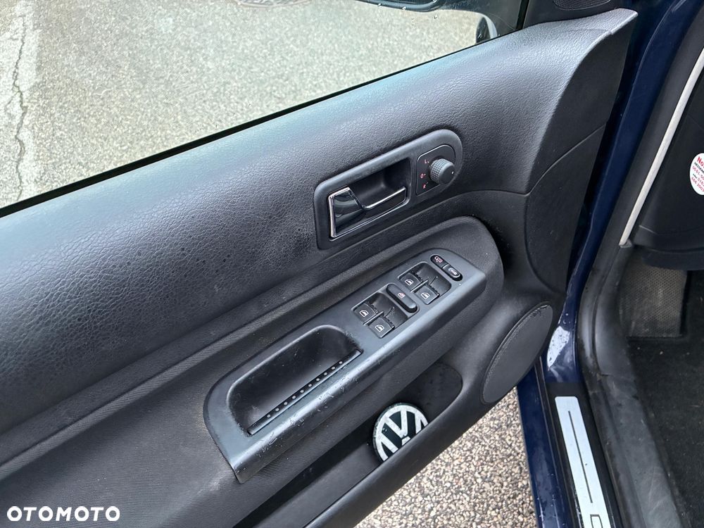 Volkswagen Golf 1.9 TDI Ocean - 11