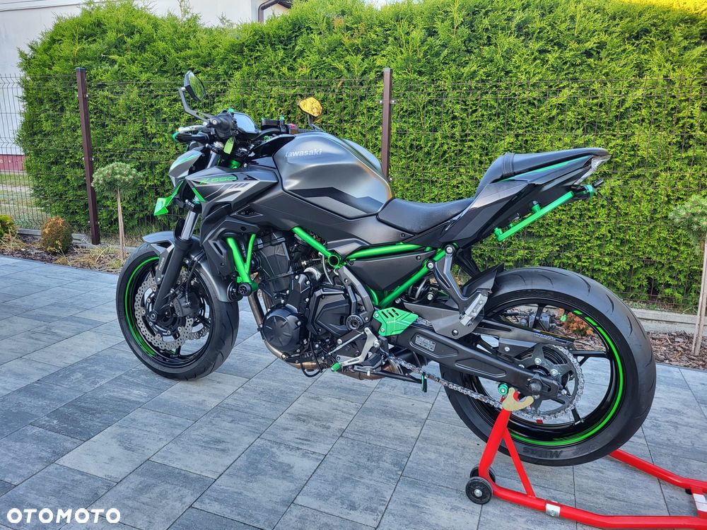 Kawasaki Z 650 - 6