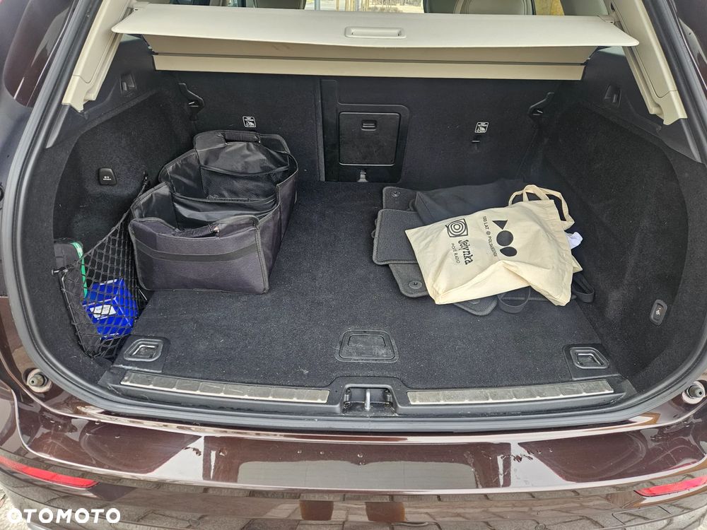 Volvo XC 60 B5 B AWD Momentum Pro - 11