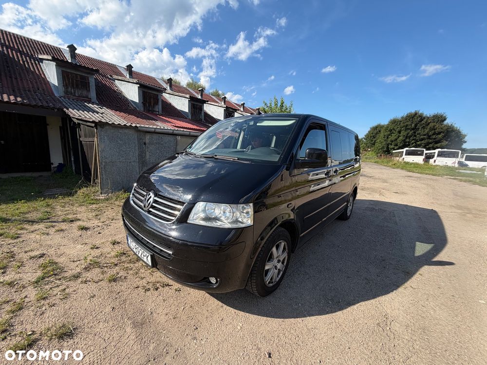 Volkswagen Multivan - 10