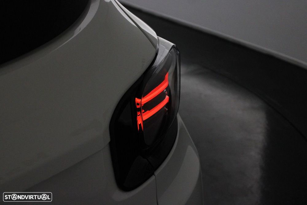 Jeep Avenger 54 kWh Summit - 40