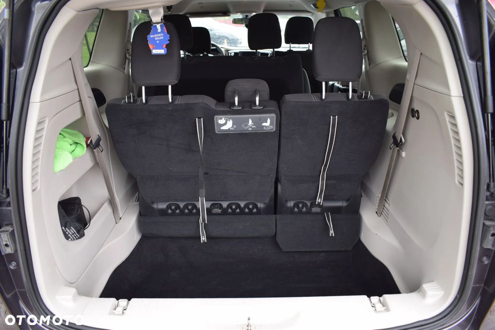 Chrysler Voyager - 14