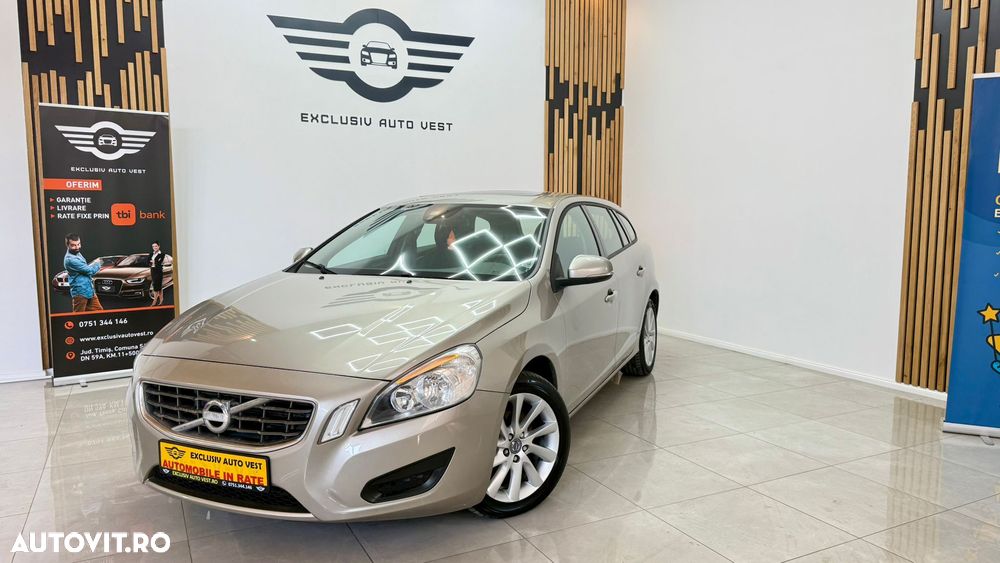 Volvo V60 T3 Kinetic - 3