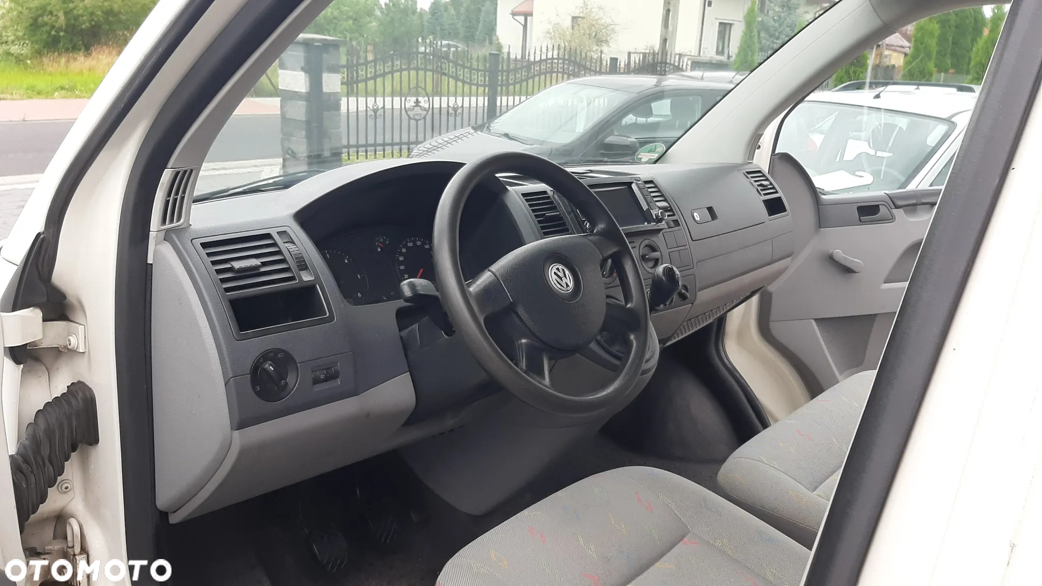 Volkswagen Transporter Caravelle Kurz Comfortline - 8