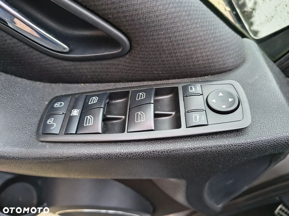 Mercedes-Benz Klasa A 180 CDI Special Edition - 12