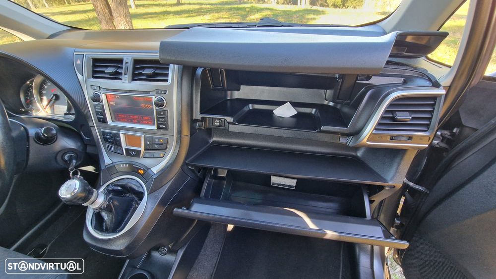 Toyota Verso-S 1.4 D-4D Exclusive - 26