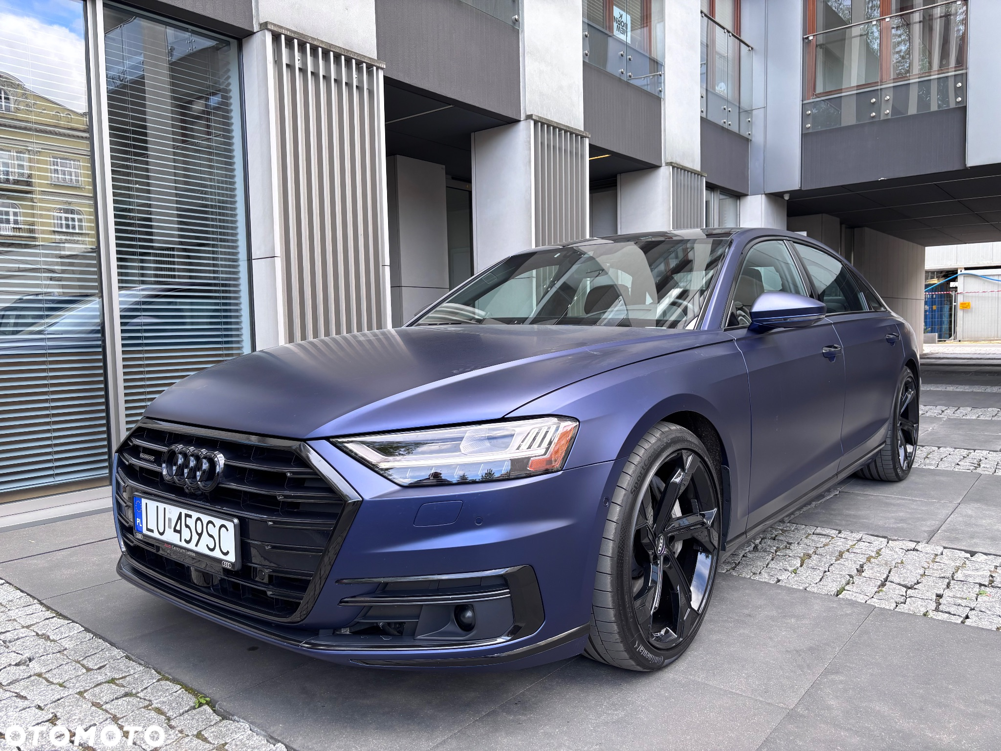 Audi A8 - 7