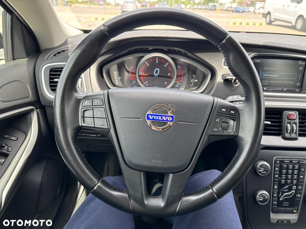 Volvo V40 D2 Kinetic - 15