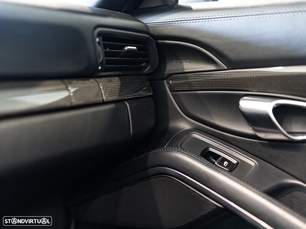 Porsche 911 (991) Turbo S Cabriolet - 55