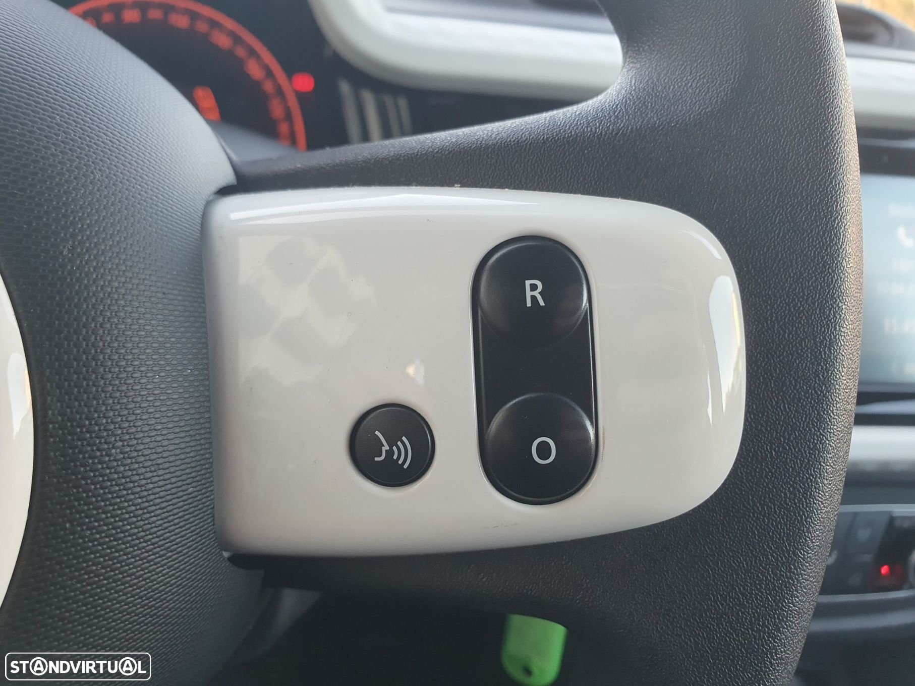 Renault Twingo 1.0 SCe Equilibre - 16