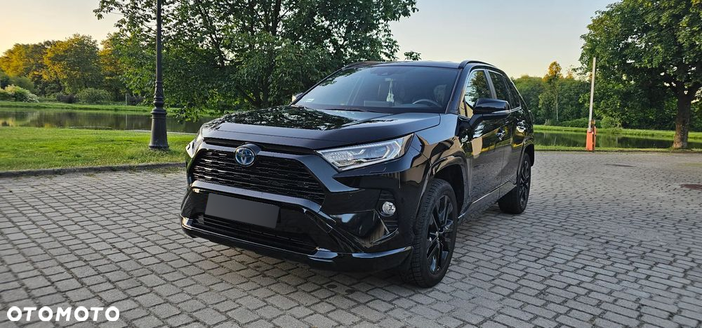 Toyota RAV4 2.5 Hybrid Black Edition by JBL 4x4 - 5
