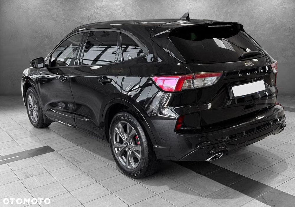 Ford Kuga 2.5P PHEV FWD ST-Line - 3