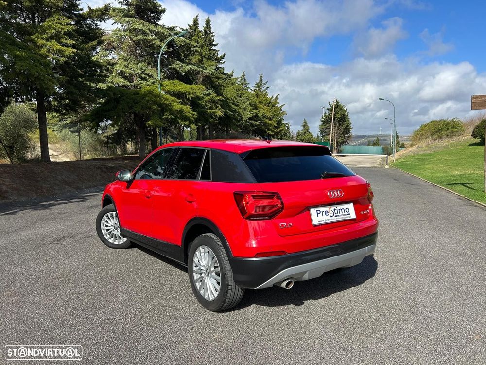 Audi Q2 30 TFSI Design S tronic - 17