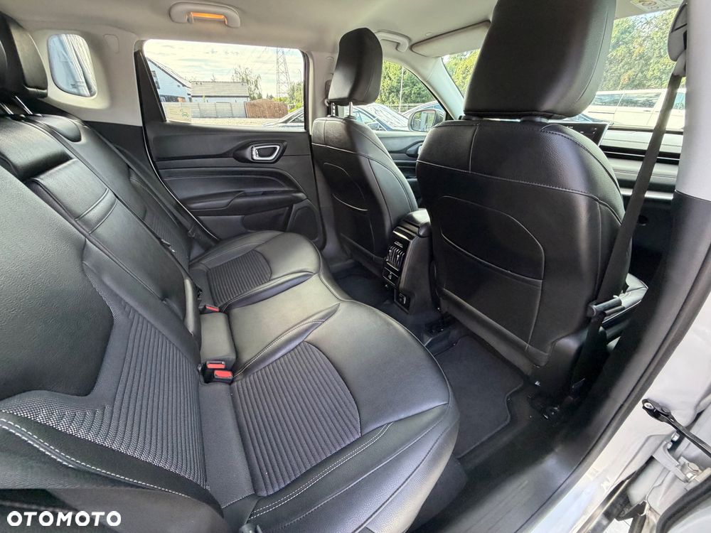 Jeep Compass 1.5 T4 mHEV Limited FWD S&S DCT - 31