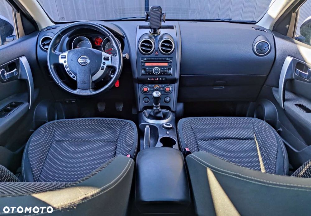Nissan Qashqai+2 - 35