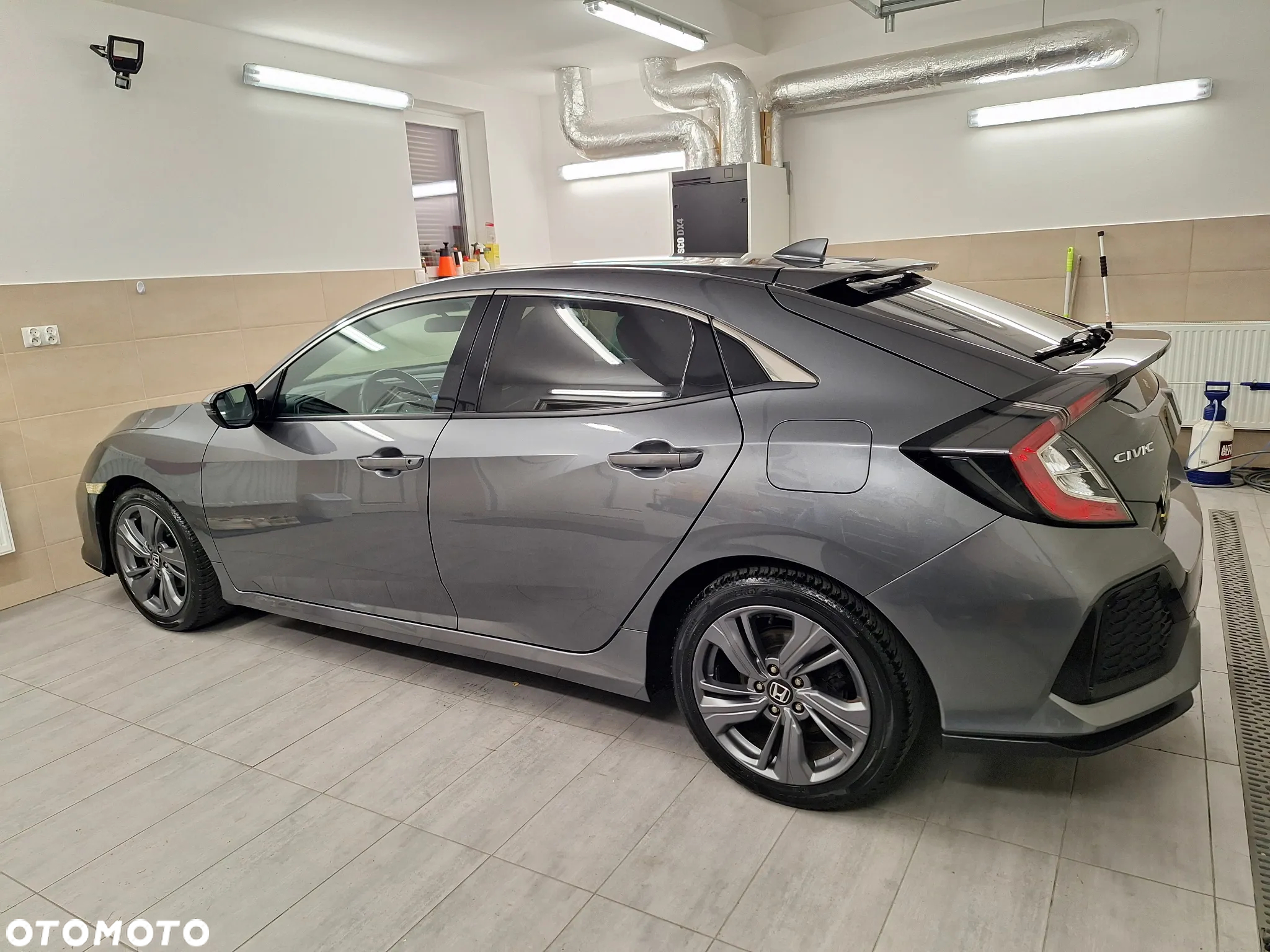 Honda Civic 1.0 i-VTEC Turbo CVT Executive - 8