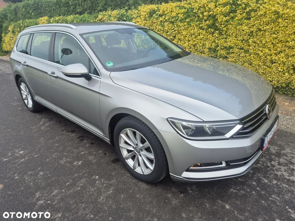 Volkswagen Passat 2.0 TDI SCR (BlueMotion Technology) Comfortline - 1