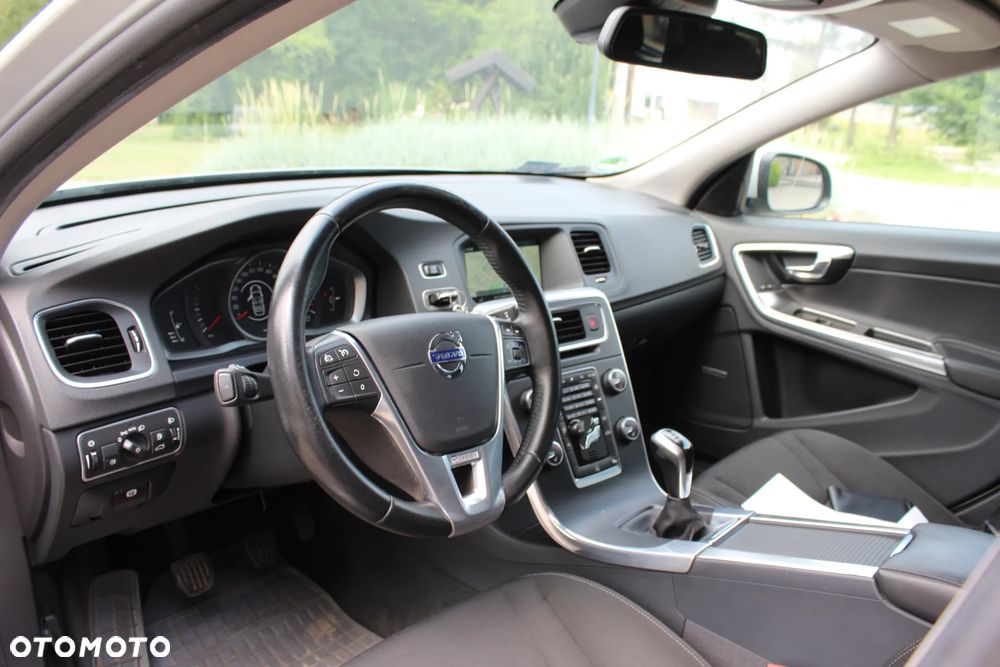 Volvo V60 D2 - 18
