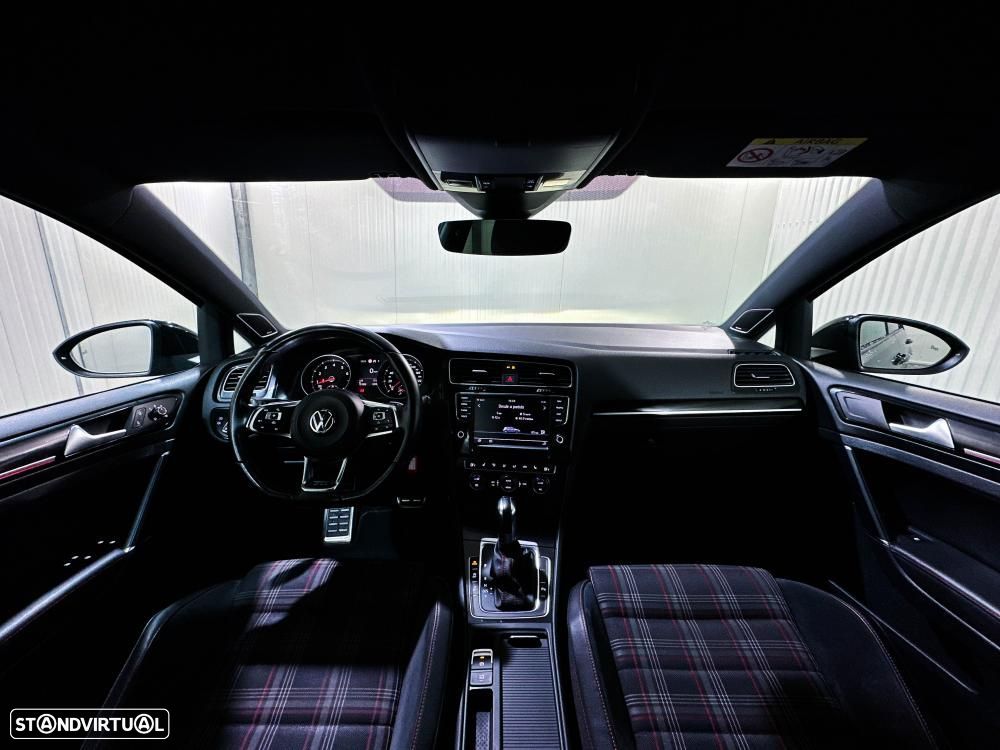 VW Golf GTI (BlueMotion ) DSG - 11