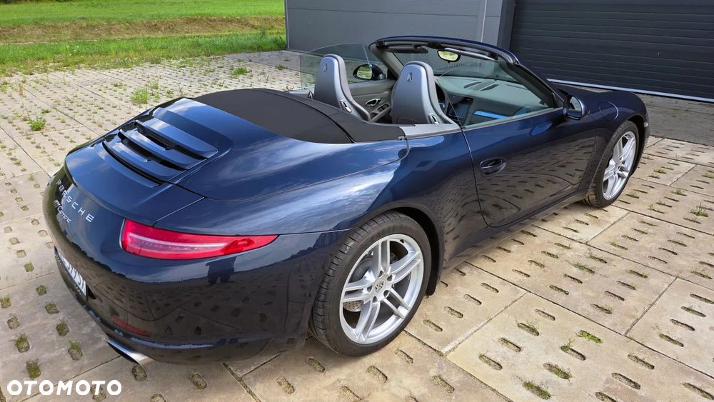 Porsche 911 Carrera PDK Black Edition - 4