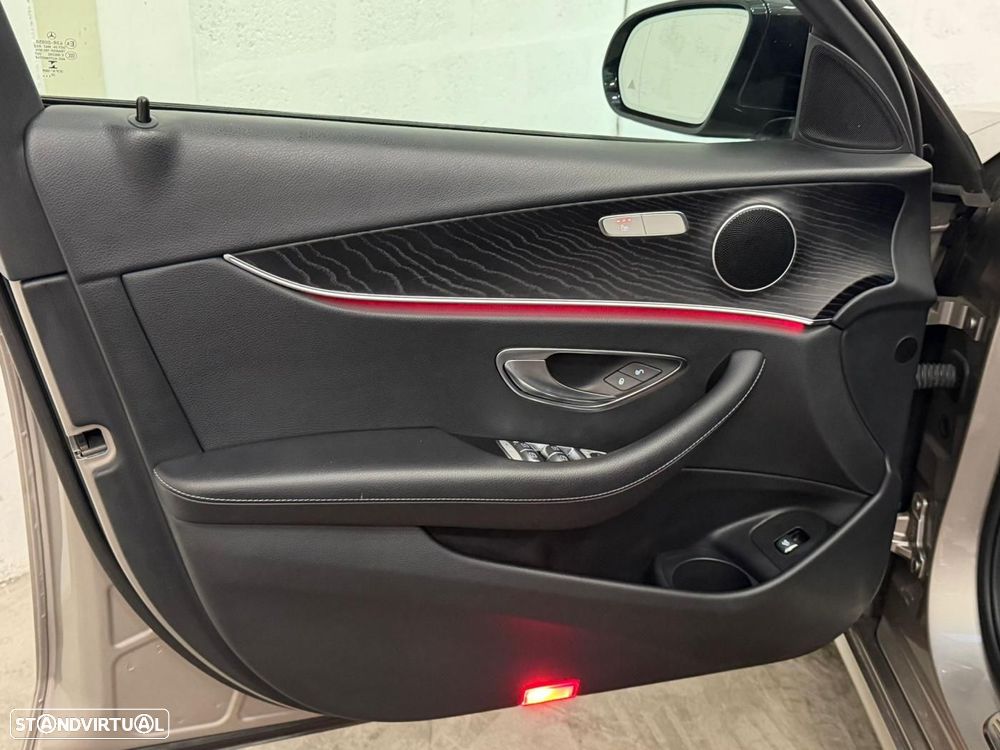 Mercedes-Benz E 300 de Avantgarde 4Matic - 44