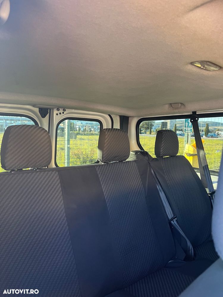 Opel Vivaro - 5