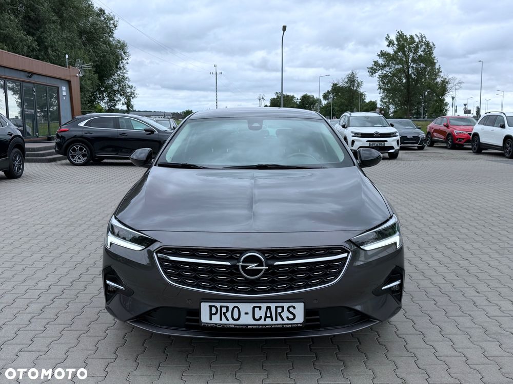 Opel Insignia - 12