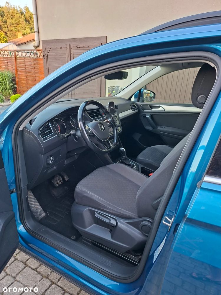 Volkswagen Tiguan - 10