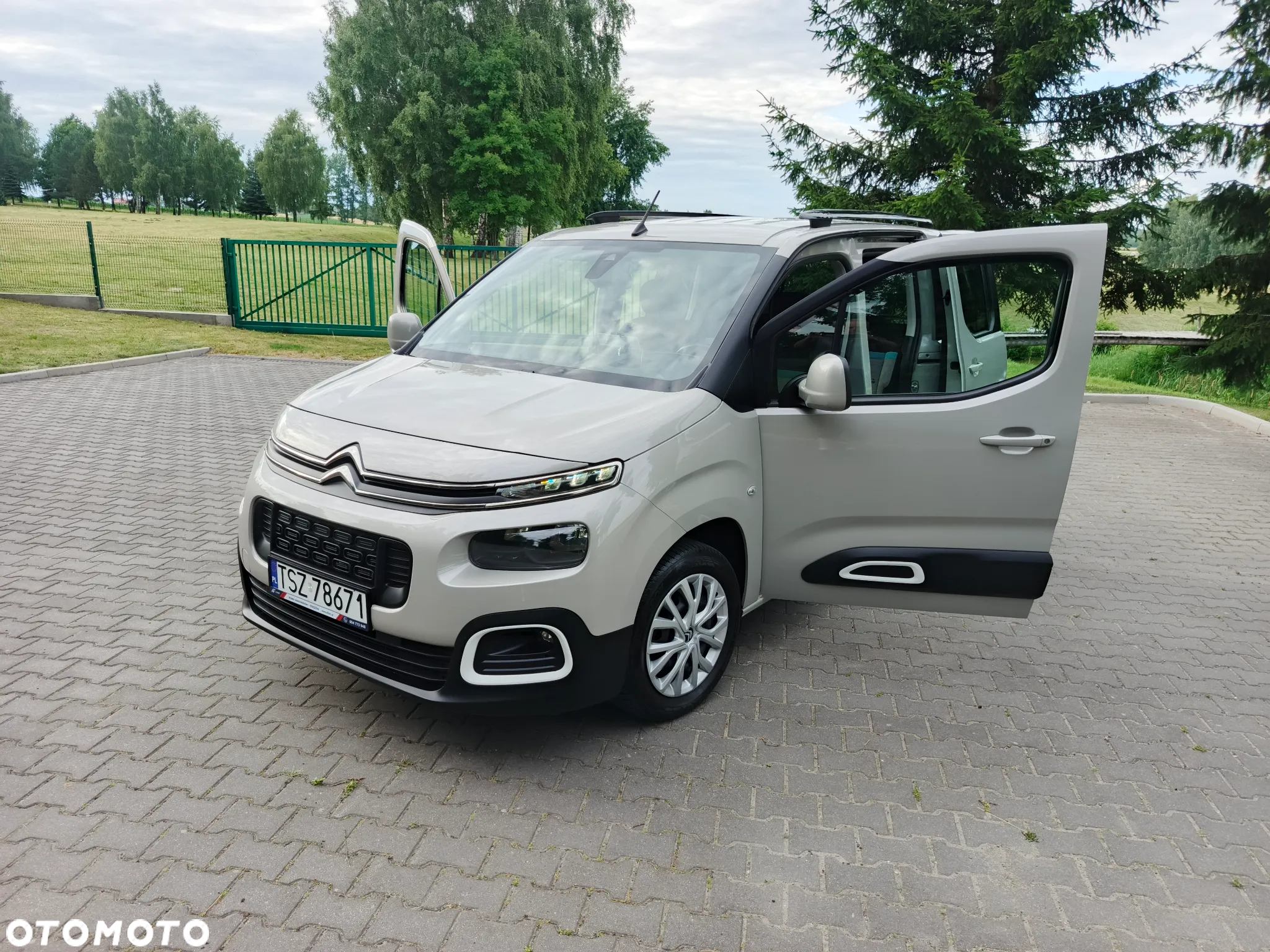 Citroën Berlingo M BlueHDi 130 SHINE - 27