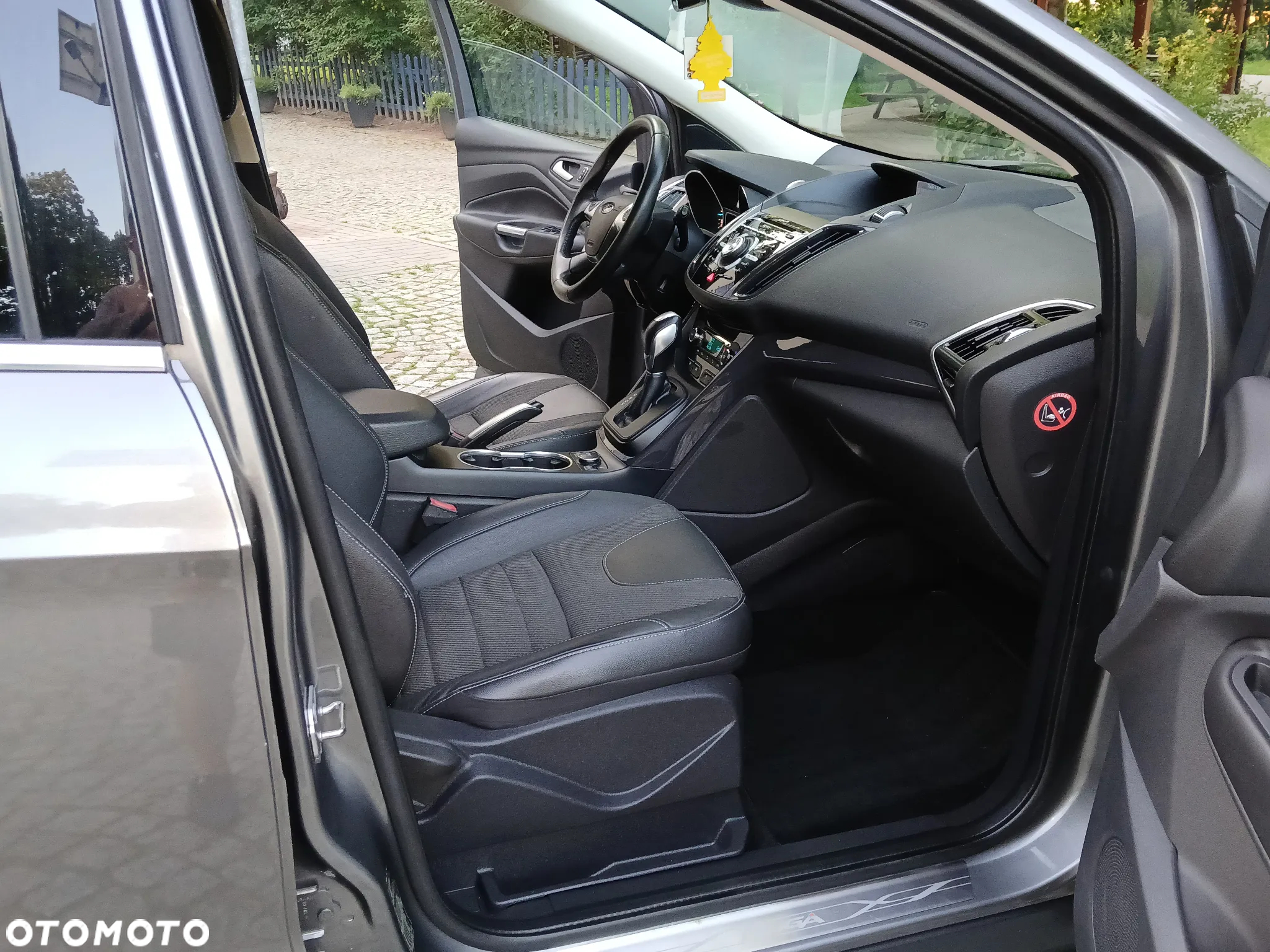 Ford Kuga 2.0 TDCi 4WD Titanium - 22