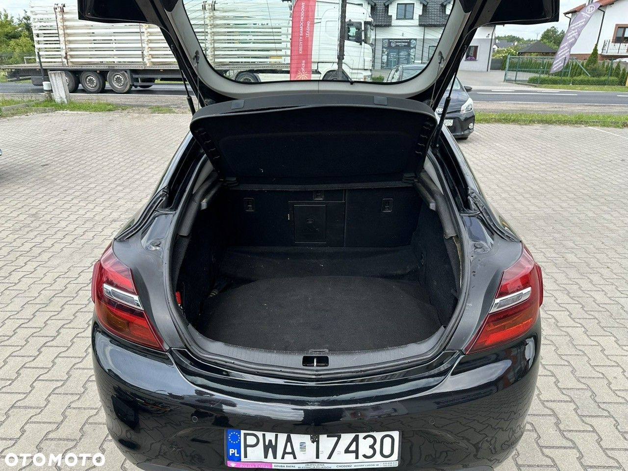 Opel Insignia - 29