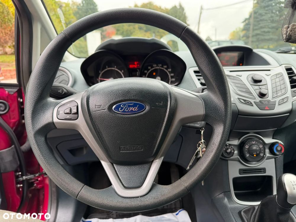 Ford Fiesta - 17