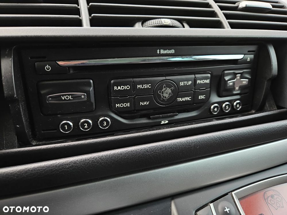 Peugeot 807 2.0 HDi Premium - 24